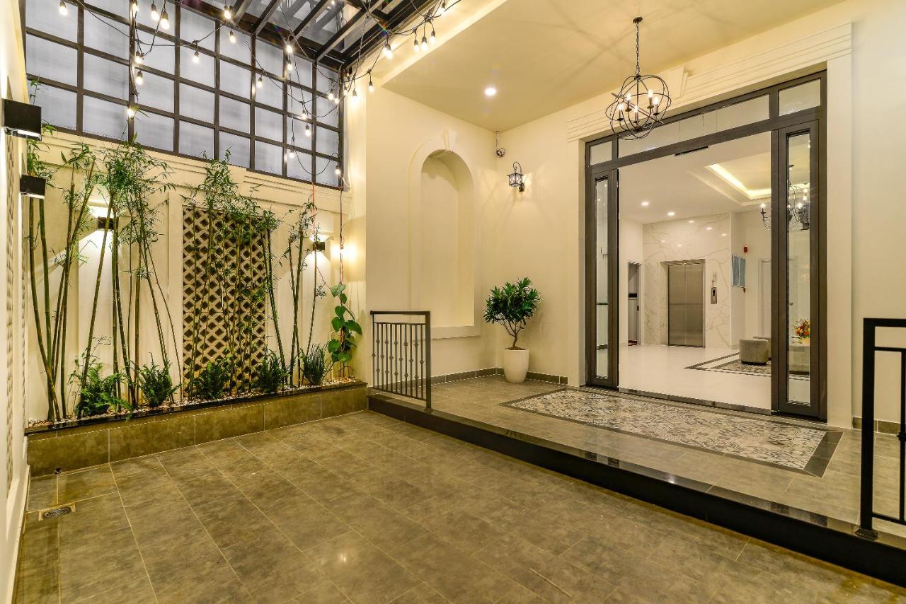 Cozrum Homes The Gallery Residence Ho Chi Minh City Exterior photo